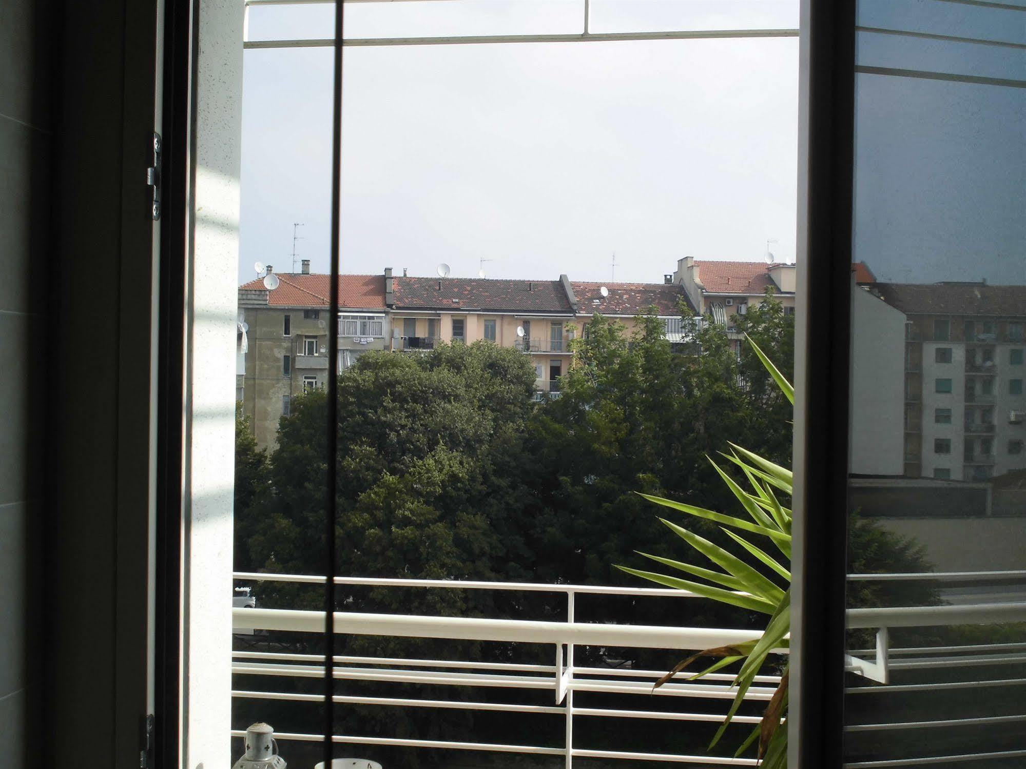 B&B Balon Турин Екстер'єр фото